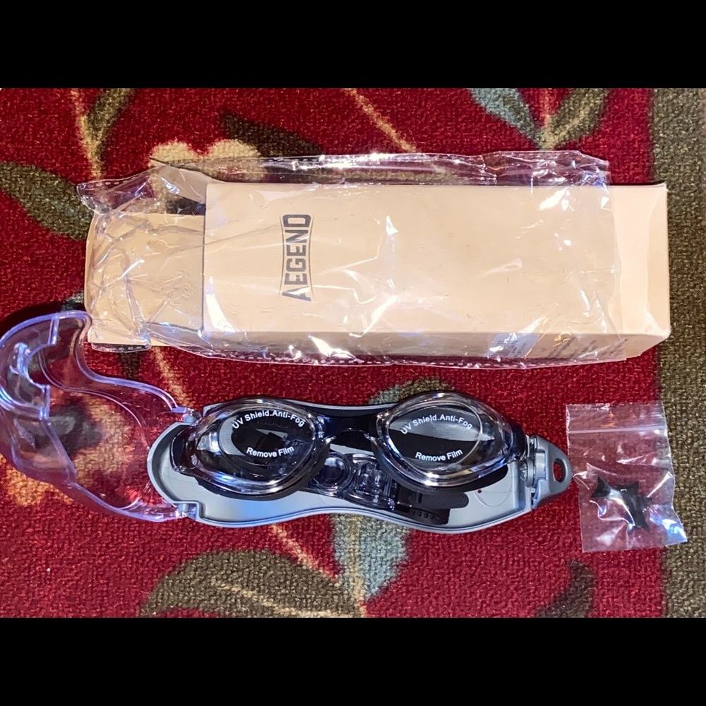 Swim Goggles, Anti-Fog, 180° wide-angle viewing, Aegend, NEW Open Box (Pictures)